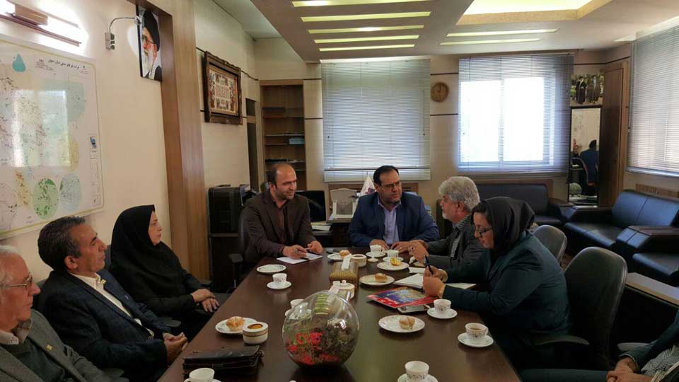 دیدار انجمن برق با دکتر بگی رئیس شرکت شهرکهای اصفهان